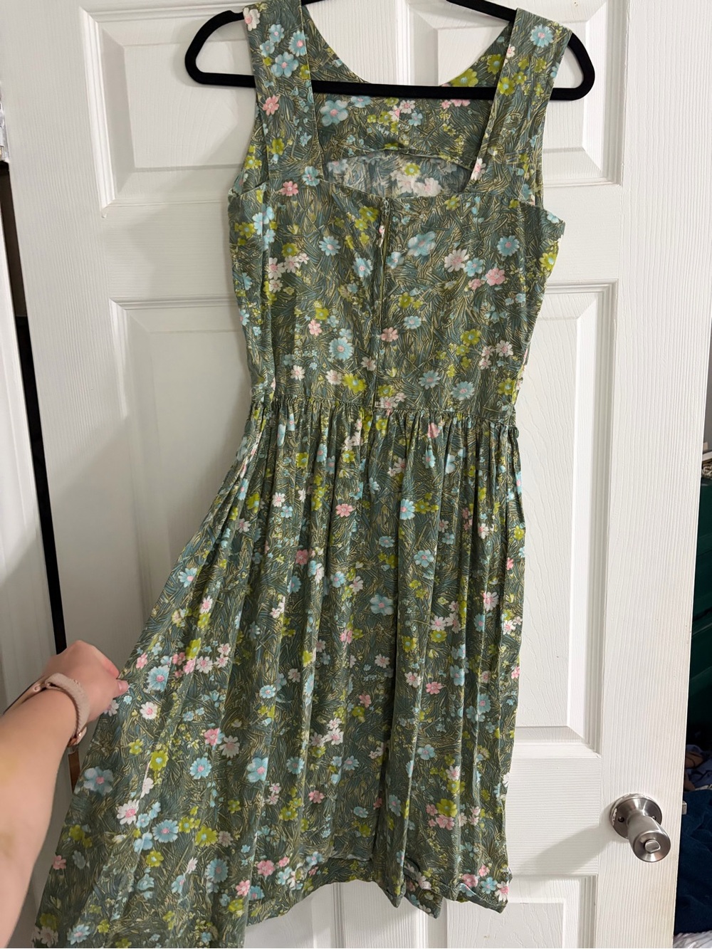 ✨ Authentic Vintage Nelly Don “Don-about” Floral Dress ✨ - Picture 3 of 9